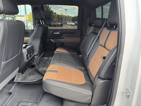 Used 2022 Chevrolet Silverado 2500 High Country w/ LPO, Hitch Package image 26
