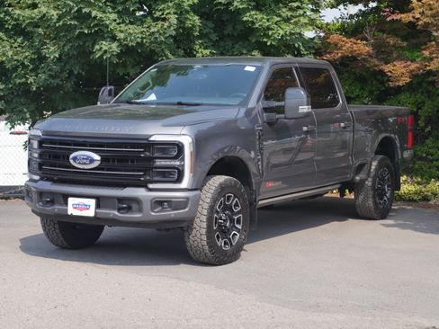 Used 2026 Ford F350 Platinum AWD/4WD image 2