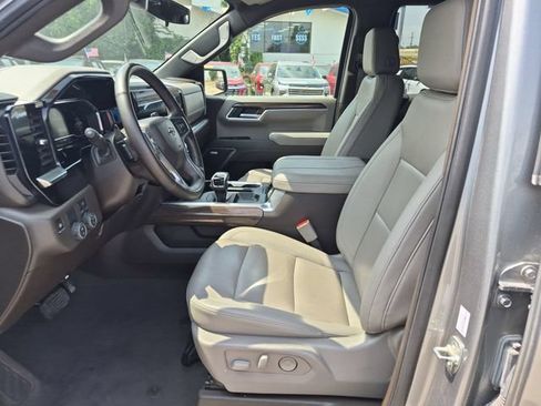 Used 2025 Chevrolet Silverado 1500 RST w/ Texas Edition Plus RWD image 11
