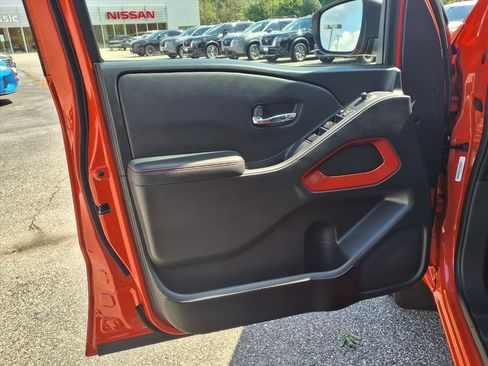New 2025 Nissan Frontier PRO-4X w/ Interior Protection Package image 10