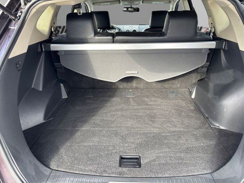 Used 2011 Nissan Rogue SV w/ SL Pkg image 11