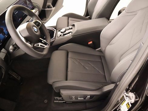 New 2025 BMW X3 xDrive30i w/ Premium Package AWD/4WD image 12