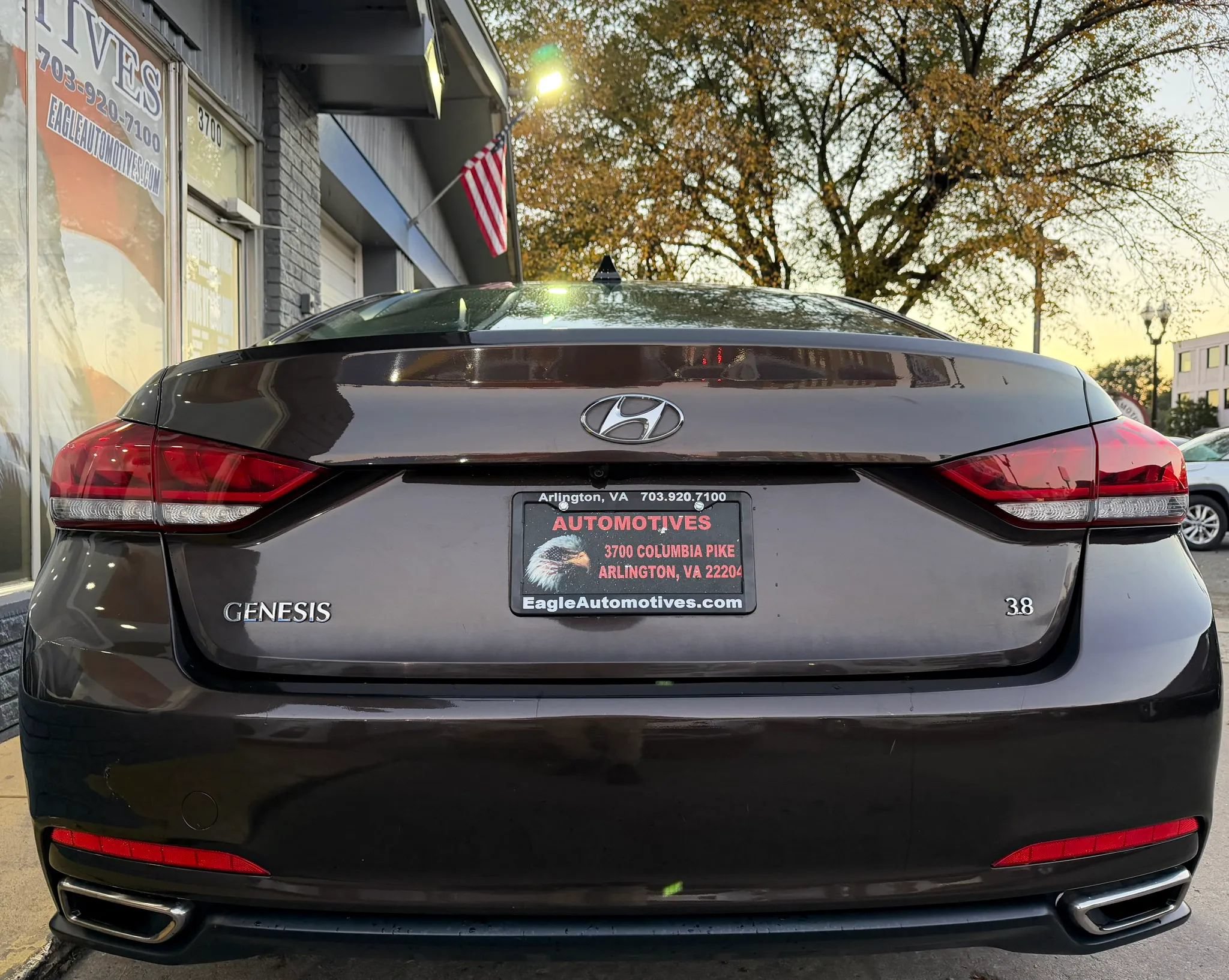 Used 2015 Hyundai Genesis 3.8 w/ Option Group 02 RWD image 4