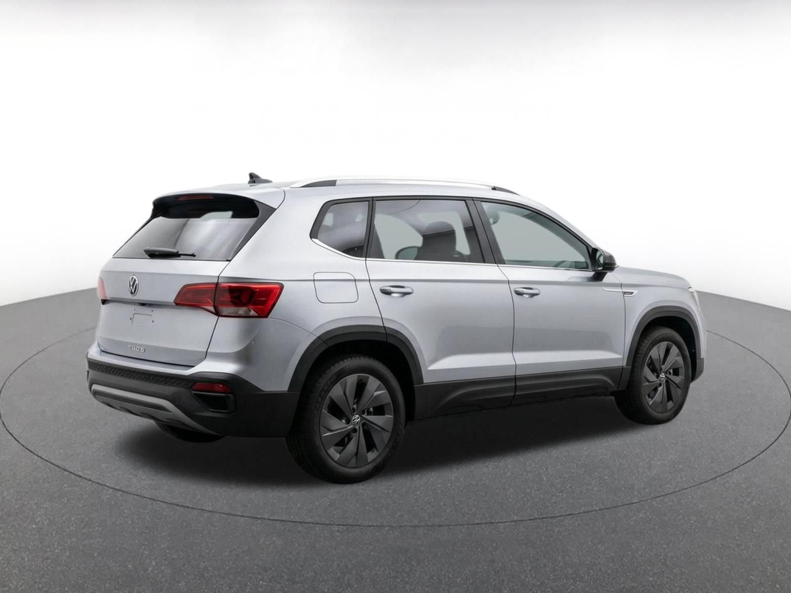 Used 2026 Volkswagen Taos S FWD image 8