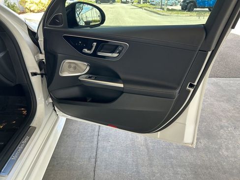 Used 2024 Mercedes-Benz C 300 Sedan image 24