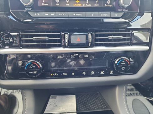 New 2025 Nissan Pathfinder SV image 15