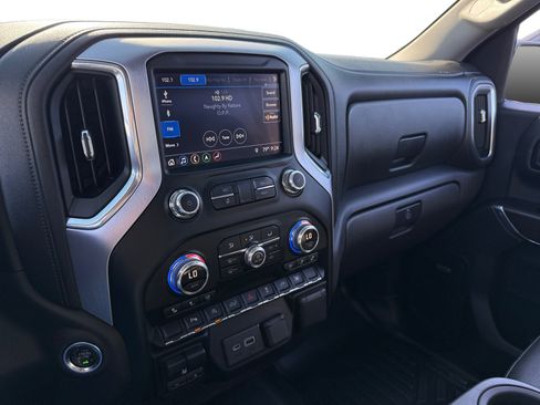 Used 2019 GMC Sierra 1500 SLT w/ SLT Premium Package AWD/4WD image 12