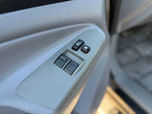 Used 2010 Toyota Tacoma 4x4 Access Cab V6 image 27