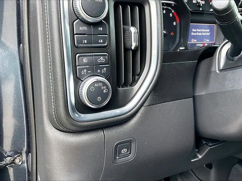 Used 2020 GMC Sierra 1500 SLE w/ SLE Value Package AWD/4WD image 31
