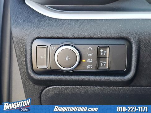 Used 2023 Ford Explorer XLT w/ Equipment Group 202A image 17