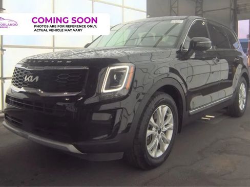 Used 2022 Kia Telluride LX image 1