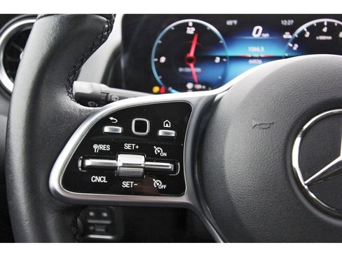 Used 2023 Mercedes-Benz GLB 250 4MATIC image 15