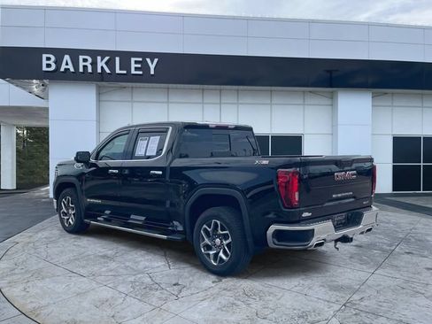 Certified 2023 GMC Sierra 1500 SLT w/ SLT Convenience Package AWD/4WD image 4