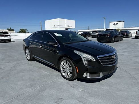 Used 2018 Cadillac XTS Luxury image 38