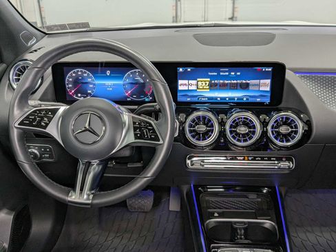 Certified 2025 Mercedes-Benz GLA 250 4MATIC image 5