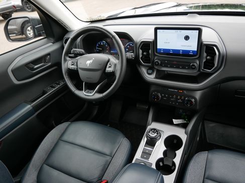 Used 2022 Ford Bronco Sport Outer Banks AWD/4WD image 9