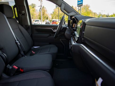 New 2026 Chevrolet Silverado 3500 LT AWD/4WD image 15