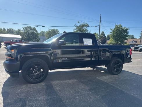 Used 2017 Chevrolet Silverado 1500 W/T w/ Black Out Edition RWD image 4