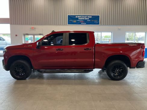 Used 2019 Chevrolet Silverado 1500 LT Trail Boss AWD/4WD image 8