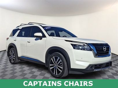Used 2023 Nissan Pathfinder Platinum