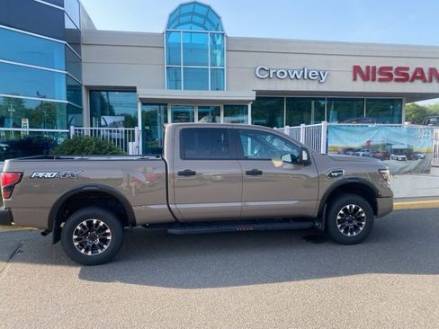 Certified 2024 Nissan Titan PRO-4X w/ Pro-4x Convenience Package image 1