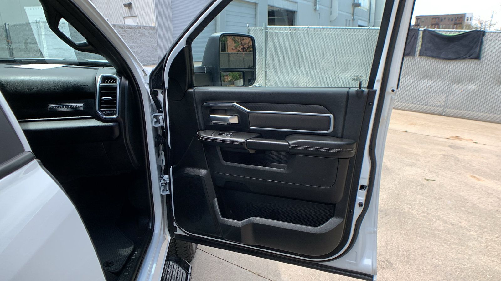 Used 2025 RAM 2500 Big Horn AWD/4WD image 29