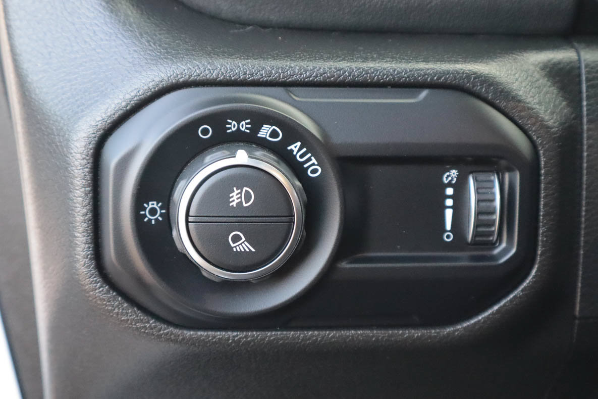 Used 2023 Jeep Gladiator Rubicon AWD/4WD image 20
