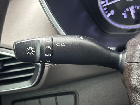 Used 2020 Hyundai Santa Fe SE FWD image 14