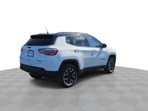 Used 2018 Jeep Compass Trailhawk w/ Cold Weather Group image 8