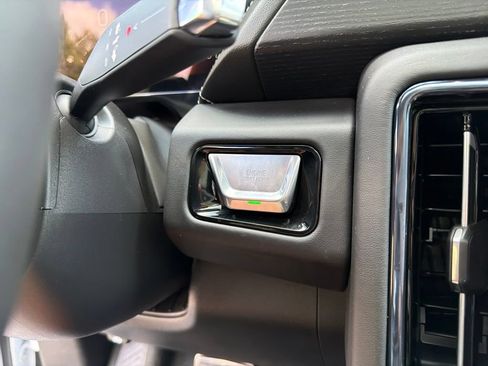 Used 2026 GMC Yukon AT4 Ultimate AWD/4WD image 27