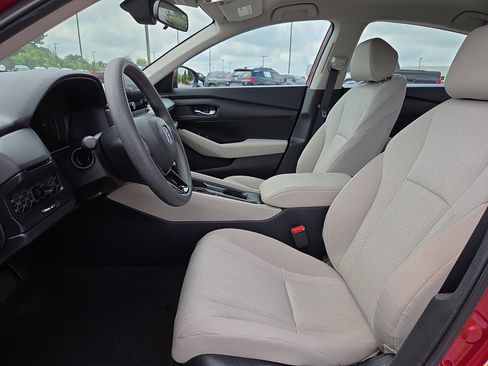 Used 2024 Honda Accord LX image 15
