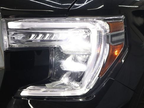 Used 2022 GMC Sierra 1500 Denali w/ Denali Premium Package AWD/4WD image 29