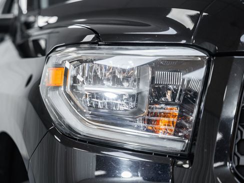Used 2018 Toyota Tundra SR5 w/ TRD Sport Package AWD/4WD image 12