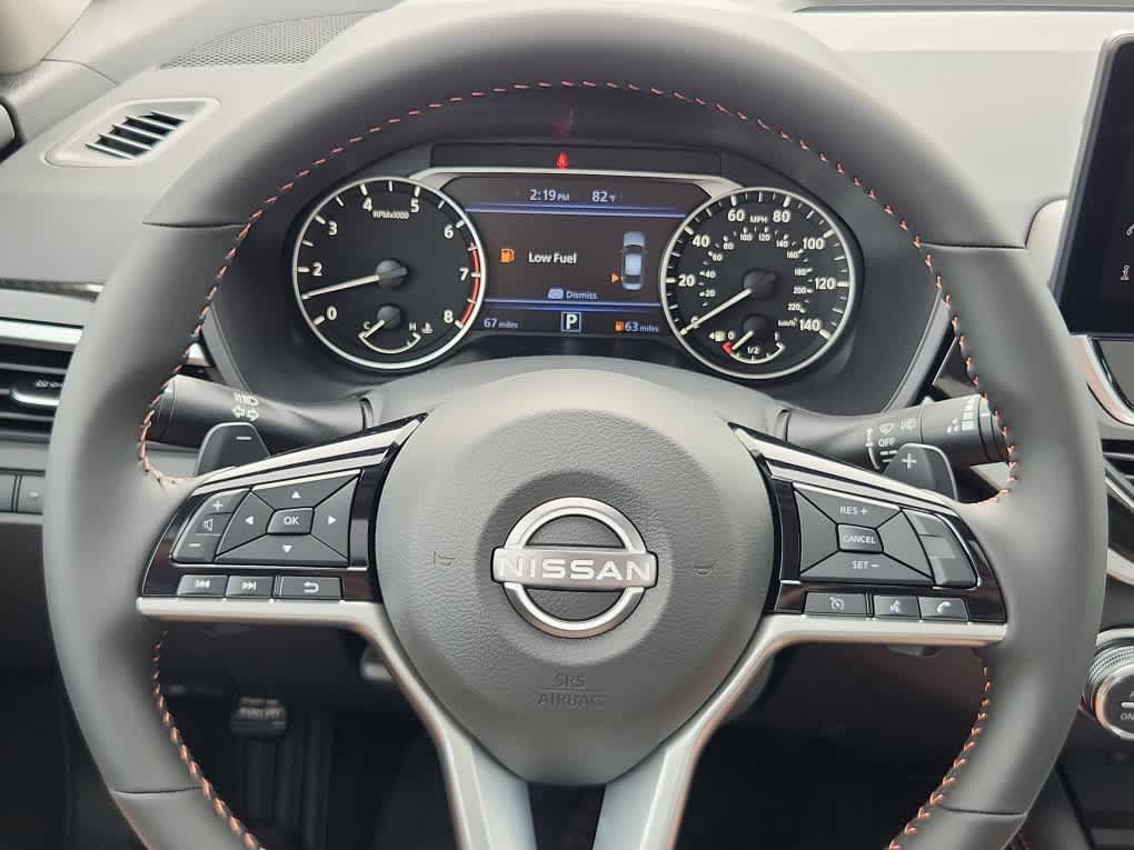 Used 2025 Nissan Altima 2.5 SR w/ SR Premium Package FWD image 17