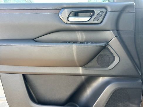 New 2025 Nissan Armada SL image 12