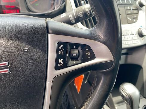 Used 2014 GMC Terrain SLT w/ Safety Package AWD/4WD image 19