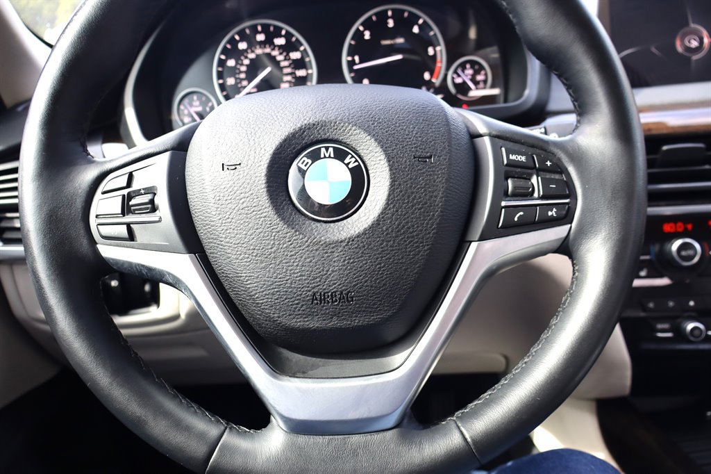 Used 2015 BMW X5 xDrive35d AWD/4WD image 43
