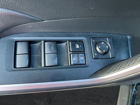 Used 2024 Toyota RAV4 LE AWD/4WD image 12