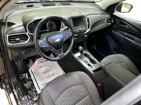 Used 2021 Chevrolet Equinox LT image 18
