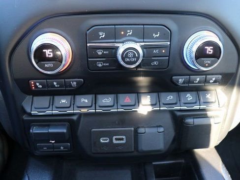 Used 2022 GMC Sierra 1500 Denali w/ Denali Premium Package image 26