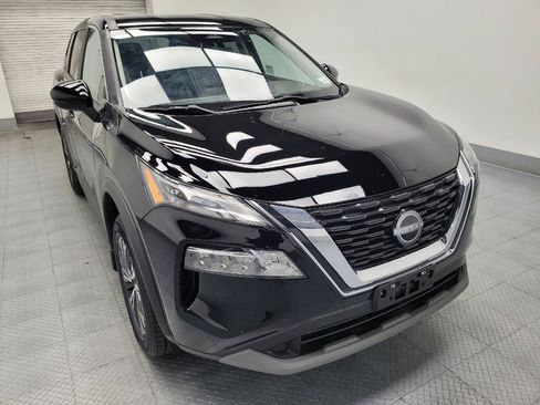 Used 2023 Nissan Rogue SV FWD image 14