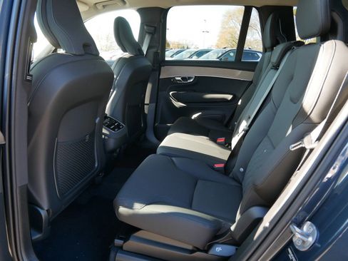 New 2026 Volvo XC90 B6 Core image 6