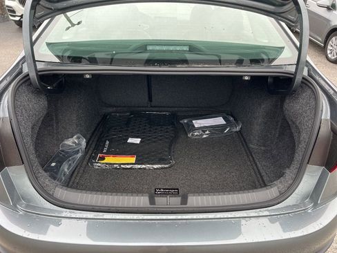 New 2026 Volkswagen Jetta SE image 12