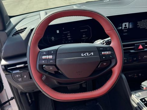 New 2026 Kia Sportage SX image 15