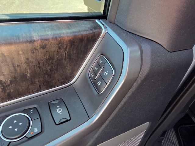 Used 2026 Ford F350 Lariat w/ Black Appearance Package AWD/4WD image 19