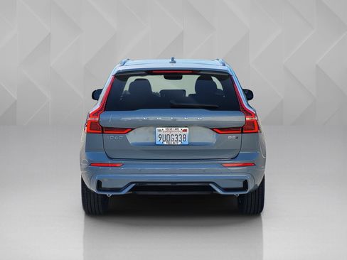 Certified 2025 Volvo XC60 B5 Core w/ Protection Package Premier image 5