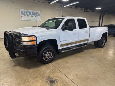 Used 2008 Chevrolet Silverado 3500 LTZ w/ EZ-Lift Tailgate Package image 1