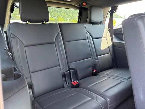 Used 2024 Chevrolet Tahoe LT AWD/4WD image 28