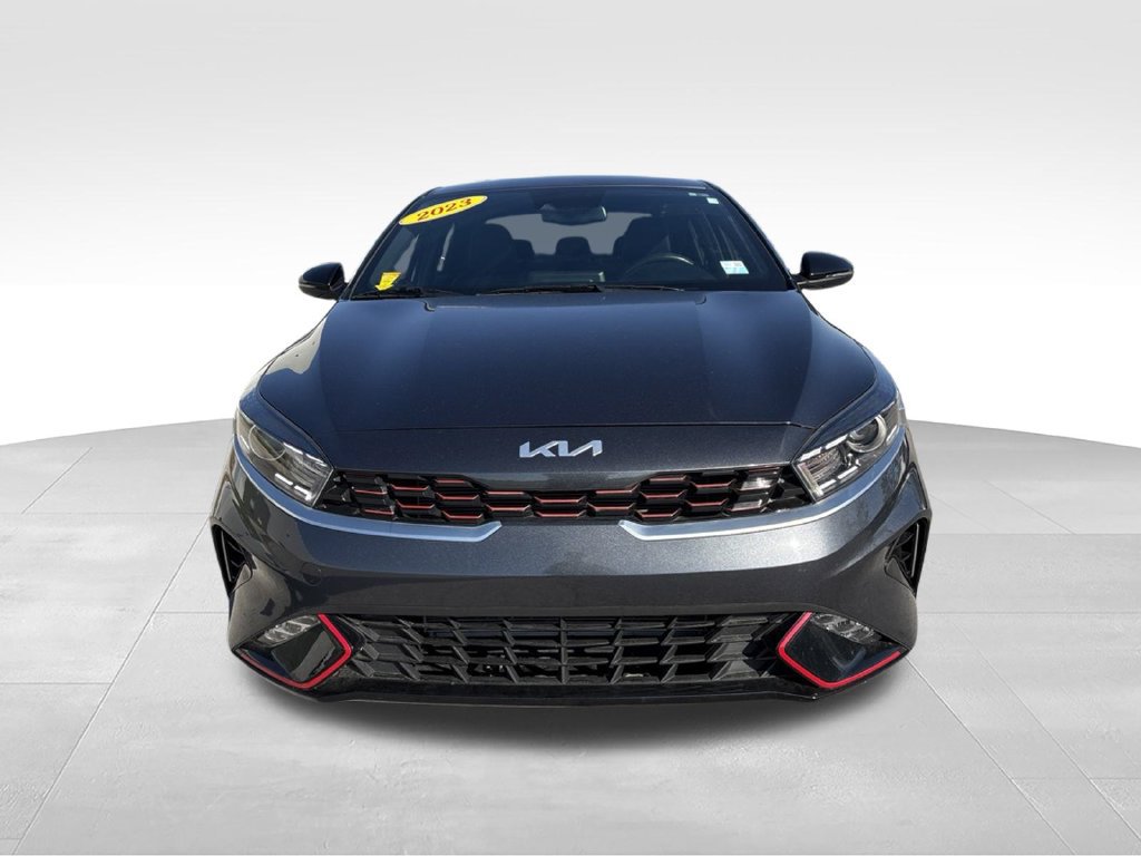 Used 2023 Kia Forte GT-Line FWD image 2