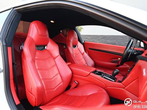 Used 2016 Maserati GranTurismo Sport image 19